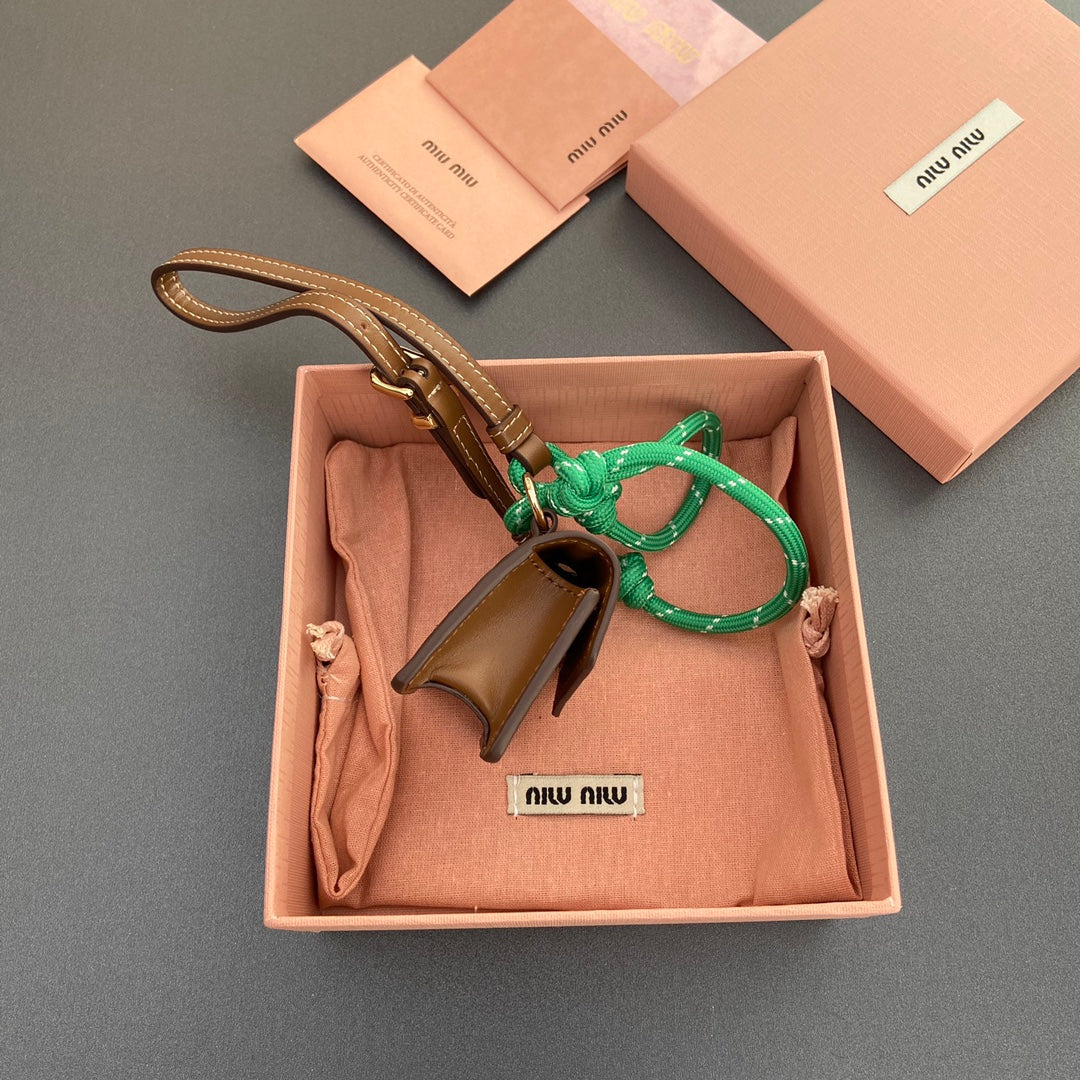 MICRO BAG 7 IN TAWNY BROWN SMOOTH LAMBSKIN GREEN STRAP