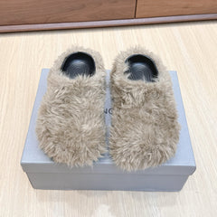 BALENCIAGA 25S MULES IN LIGHT BEIGE FAUX FUR
