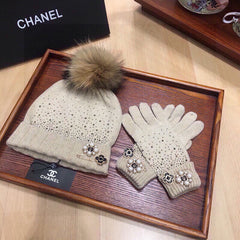 THREE-PIECE SET IN KHAKI BROWN CASHMERE 424003