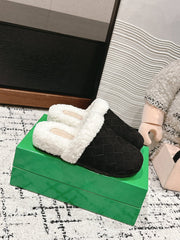 REGGIE SLIPPER IN BLACK SUEDE AND SHEARLING LINING