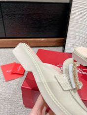 VIV' RANGERS MULES IN CREAM PATENT CALFSKIN CRYSTAL BUCKLE