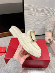 VIV' RANGERS MULES IN CREAM SHINY CALFSKIN GOLD BUCKLE