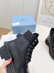 PRADA 25S LACE UP BOOTS BLACK GLOSSY CALFSKIN