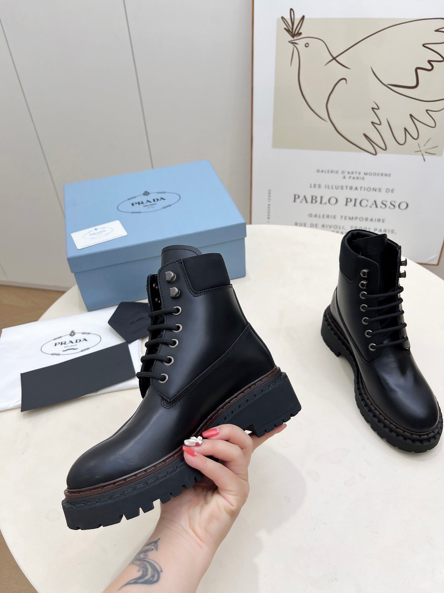 PRADA 25S LACE UP BOOTS BLACK GLOSSY CALFSKIN