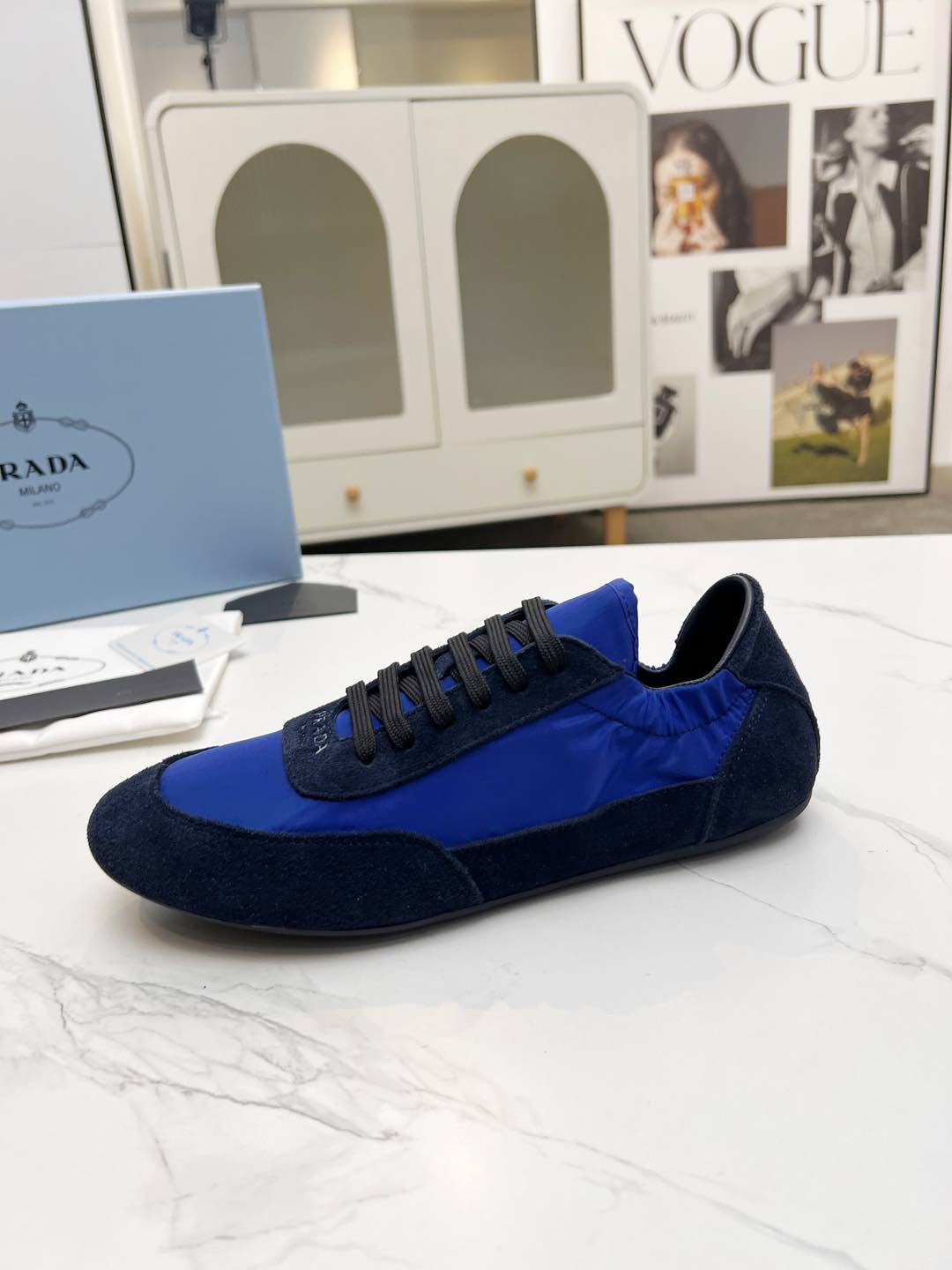 COLLAPSE SNEAKERS IN BLUE SUEDE AND NYLON