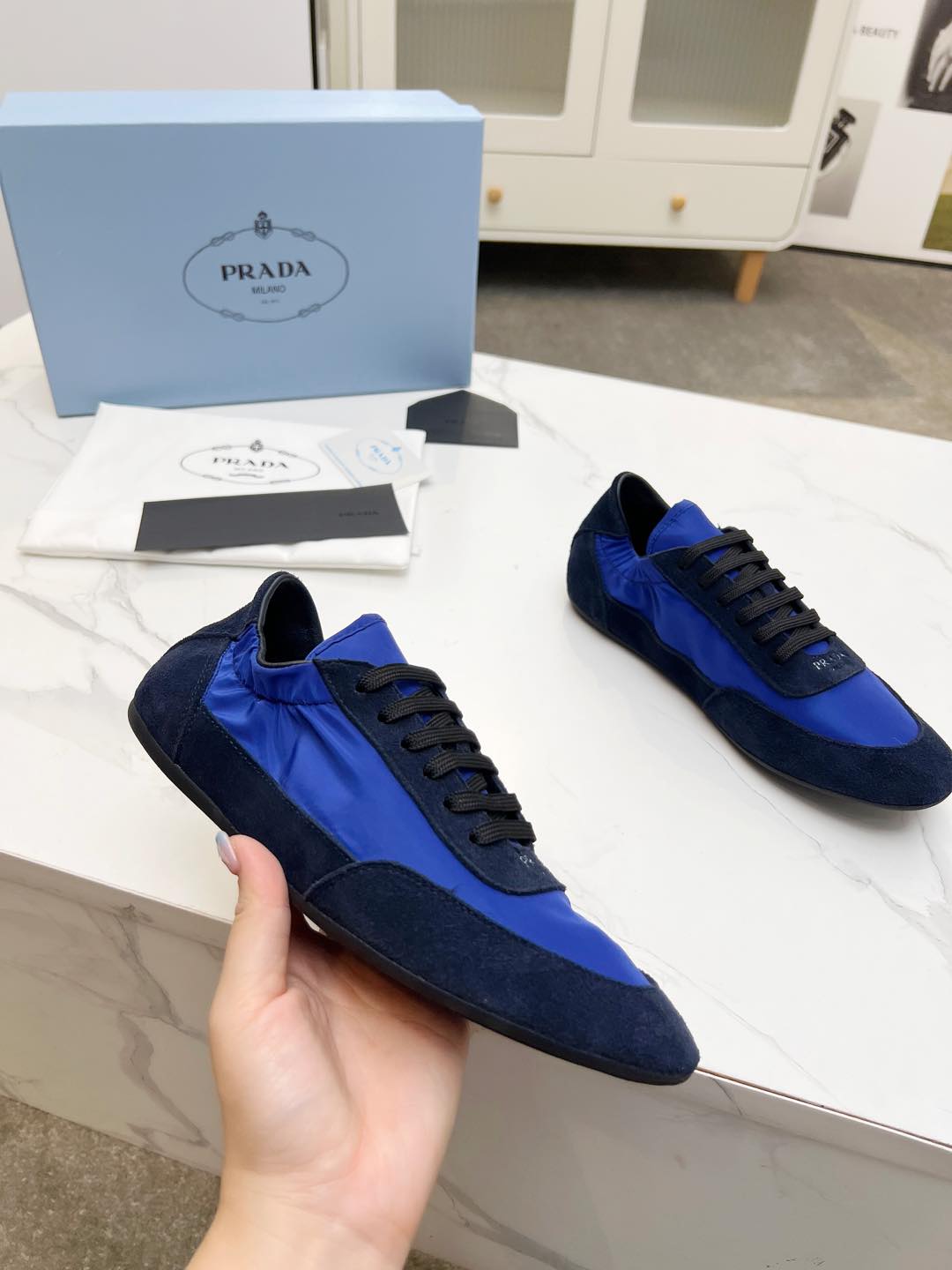 COLLAPSE SNEAKERS IN BLUE SUEDE AND NYLON