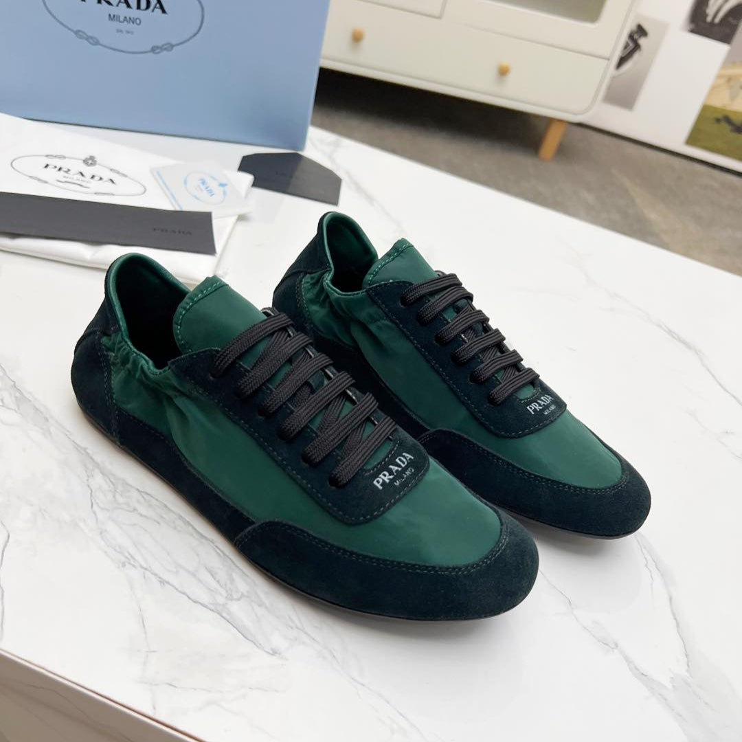 COLLAPSE SNEAKERS IN BLACK SUEDE AND FOREST GREEN NYLON