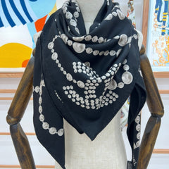 CC SQUARE SCARF 140 CM IN BLACK WHITE CASHMERE AND SILK 264126