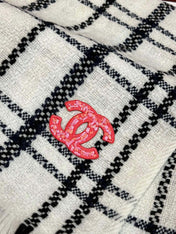 SCARF 190 CM IN WHITE MIX BLACK CASHMERE WITH RED LOGO 396472