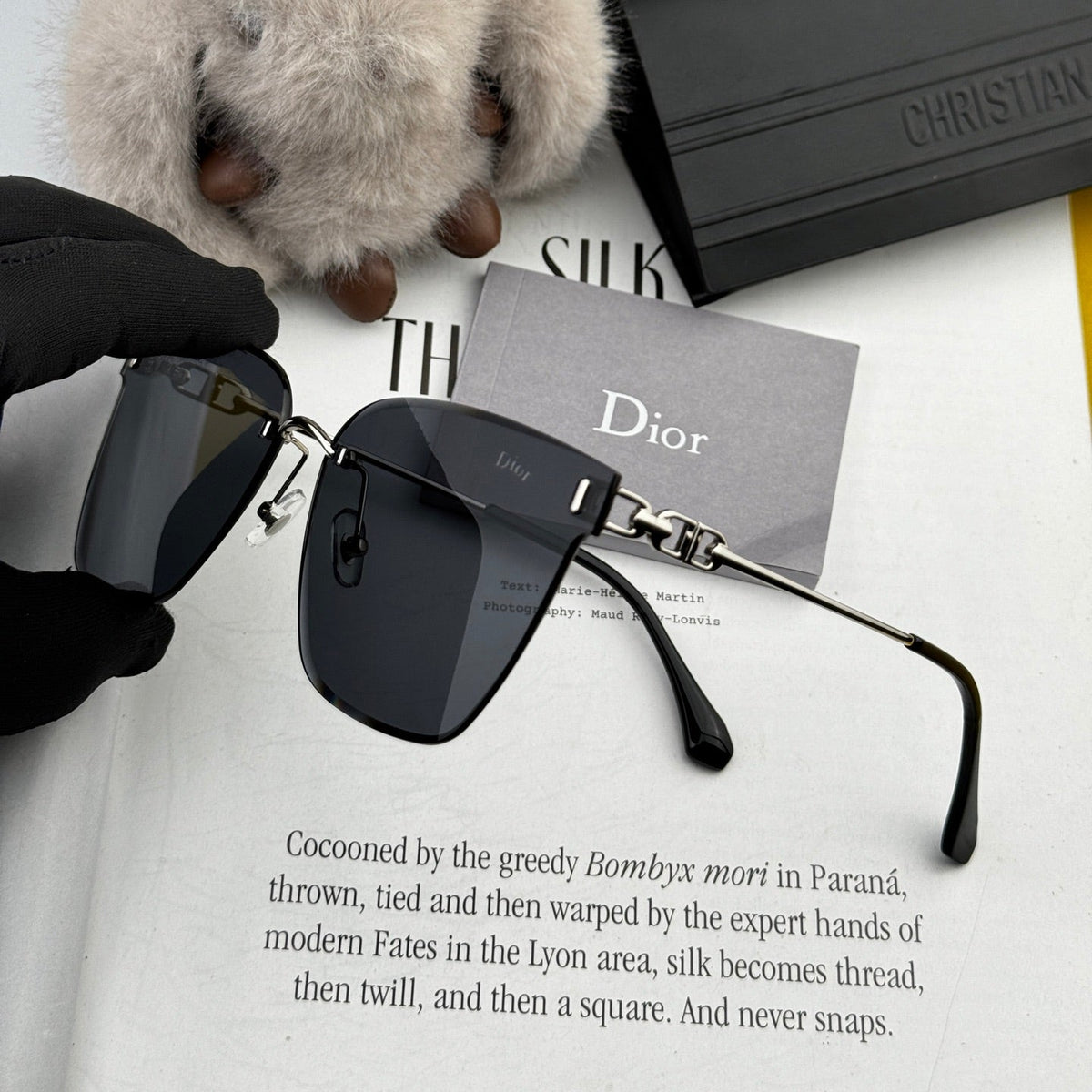 MONTAIGNE SUNGLASS CD4641 IN METAL