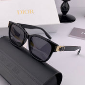 MONTAIGNE SUNGLASS CD6113 IN ACETATE