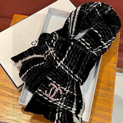 CHANEL 25S SCARF 185 IN CASHMERE 730560