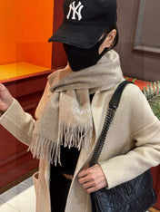 LV SCARF 180 CM IN CASHMERE 730568