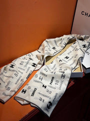 CHANEL 25S SCARF 180 IN CASHMERE SILK 738479