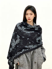 CHANEL 25S SCARF 135 IN CASHMERE 883660