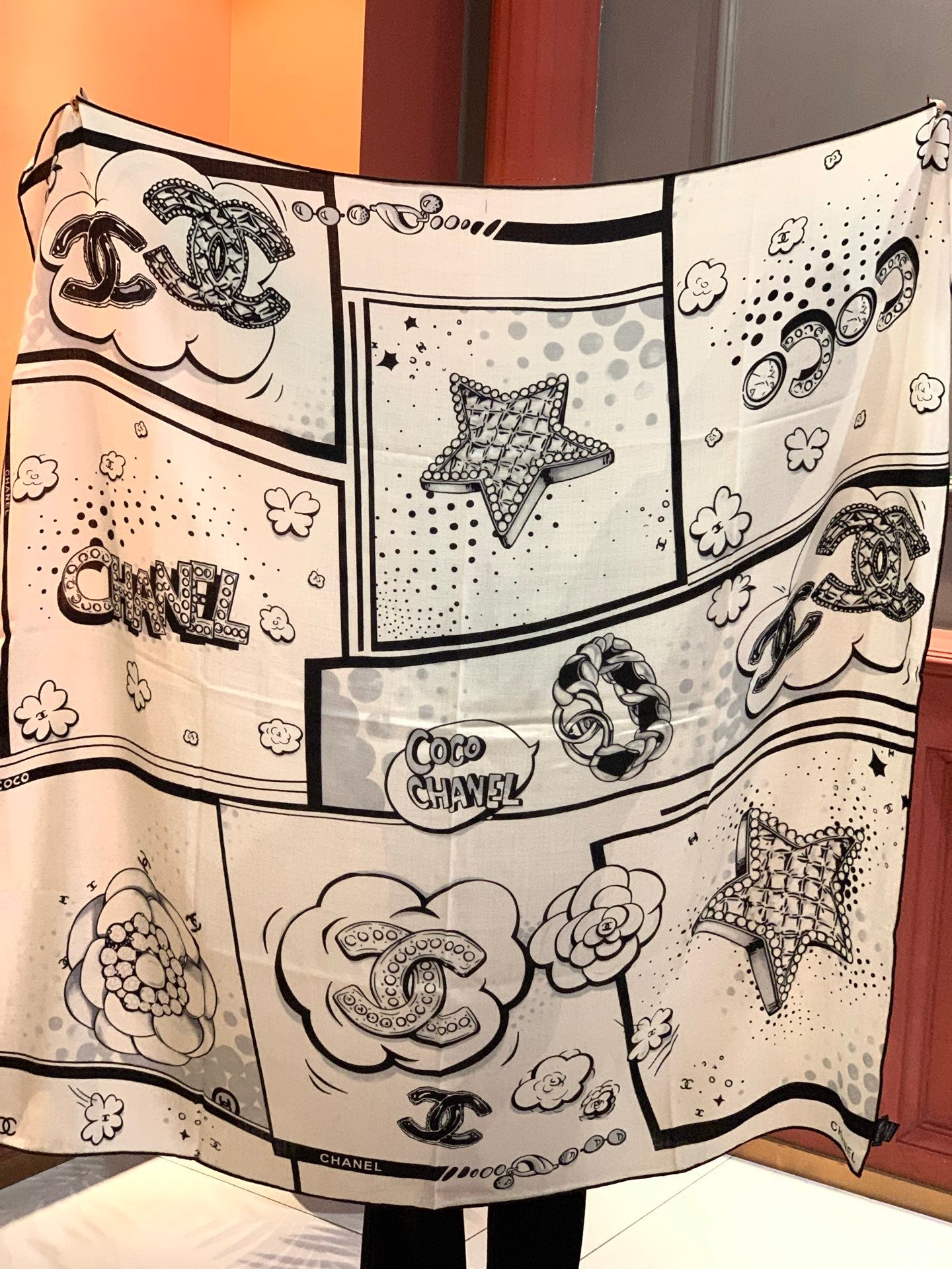 CHANEL 25S SCARF 140 IN SILK AND CASHMERE 931994