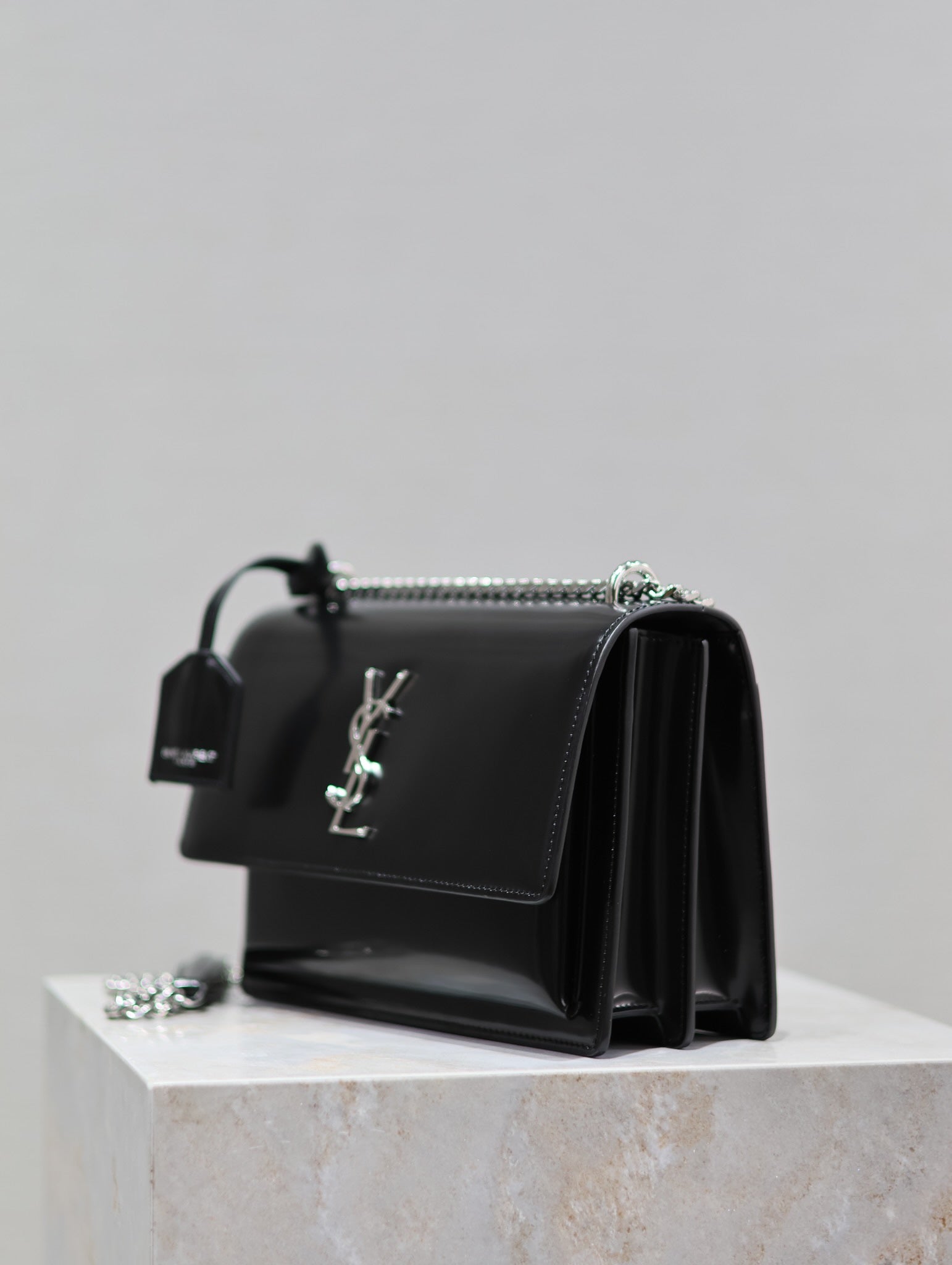 YSL 25S SUNSET MEDIUM 22 IN BLACK SHINY CALFSKIN SILVER HARDWARE