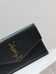UPTOWN WALLET 21 IN BLACK CALFSKIN GOLD LOGO