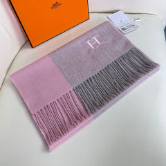 SCRAF 190 CM IN BLUSH PINK CASHMERE