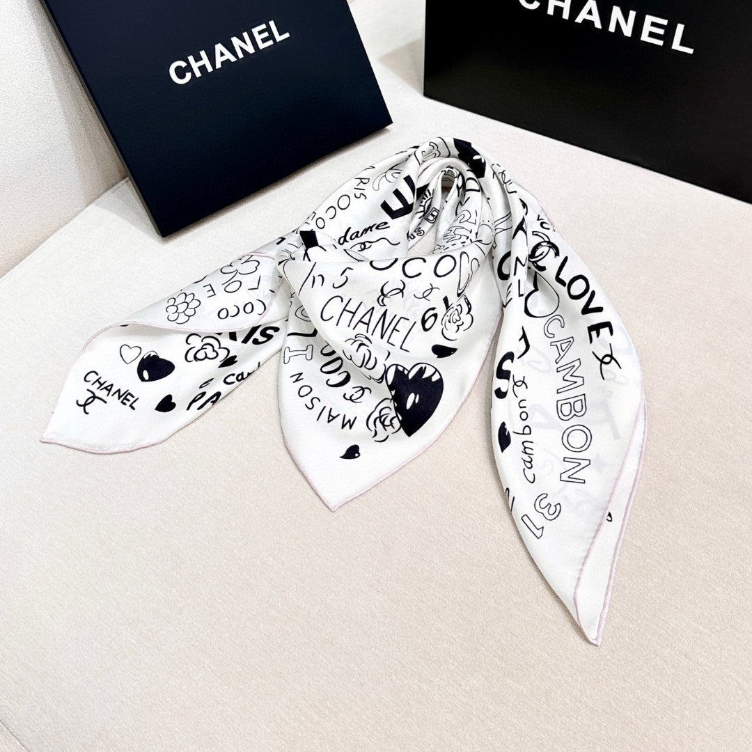 CHANEL 25S SCARF 90 IN SILK 730660