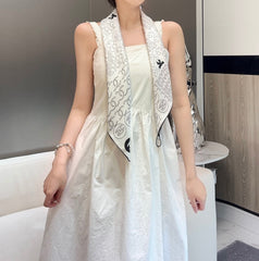 CHANEL 25S SCARF 90 IN SILK 724784