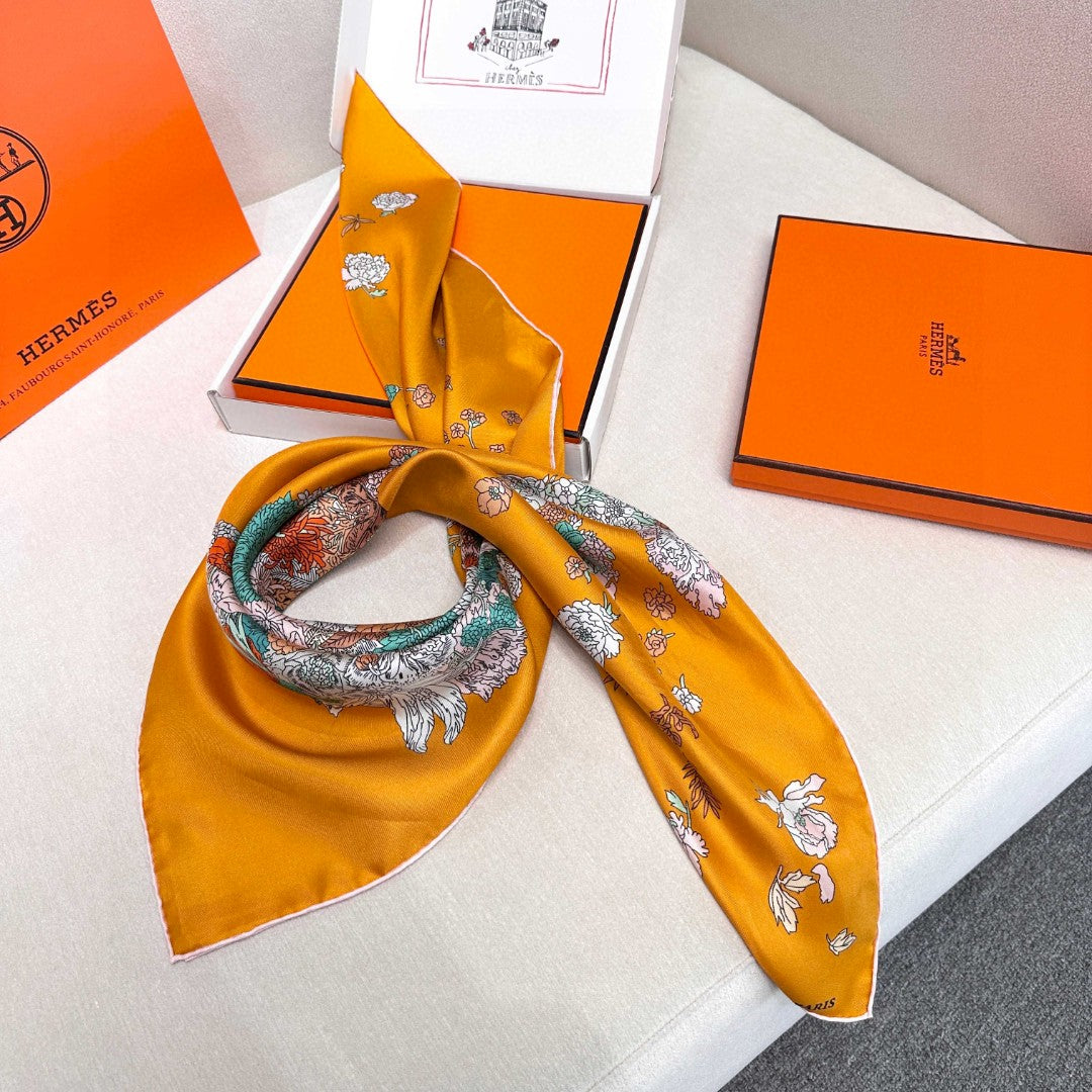 HERMES 25S SCARF 90 IN SILK 729031