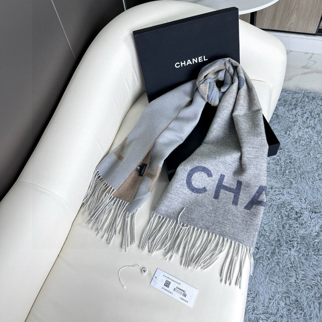 CHANEL 25S SCARF 180 IN CASHMERE 724825
