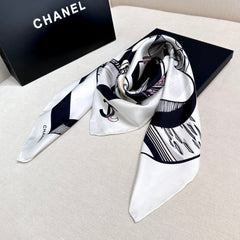 CHANEL 25S SCARF 90 IN SILK 718599