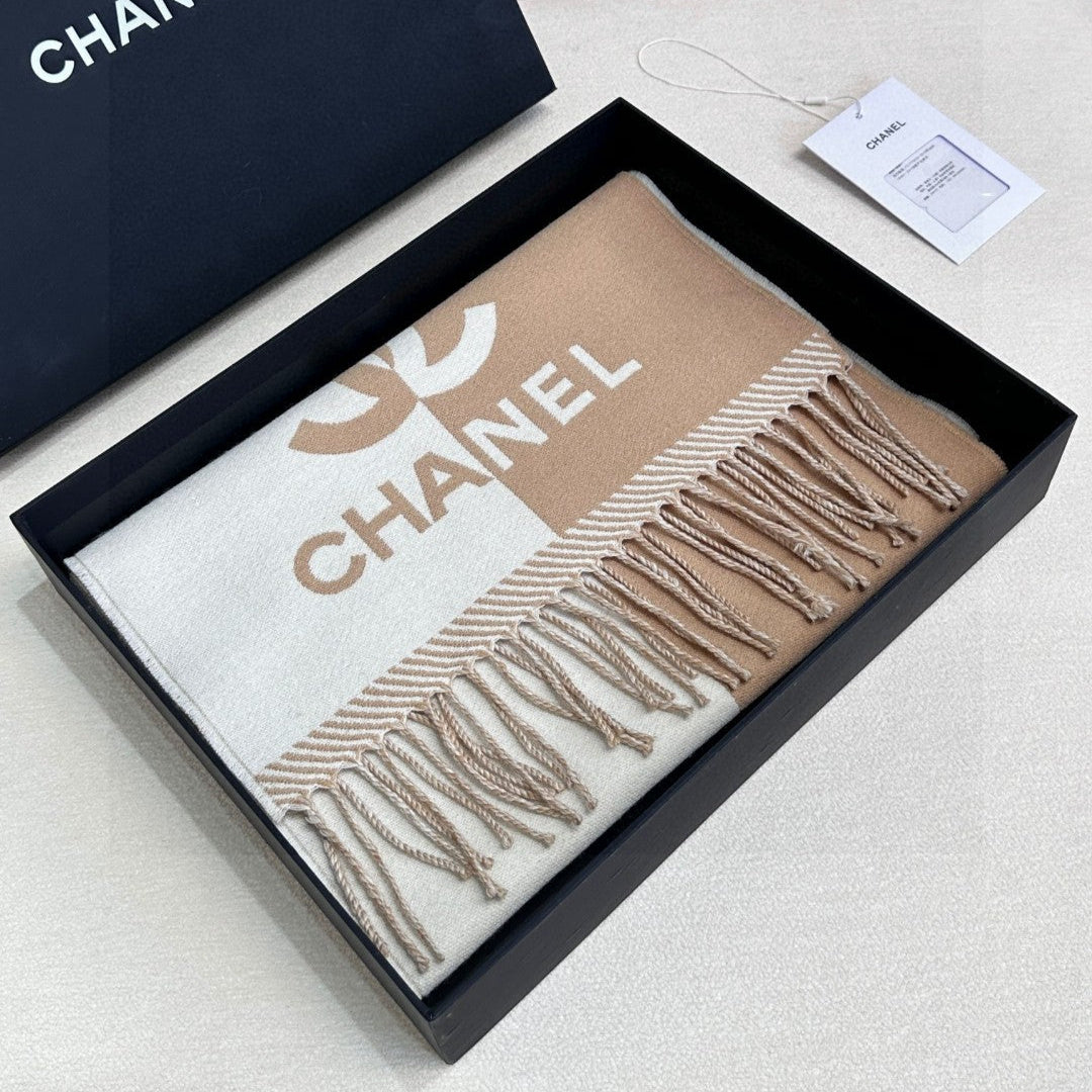 CHANEL 25S SCARF 184 IN MERINO WOOL 727323