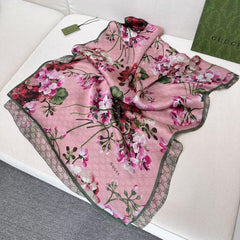 GUCCI 25S SCARF 180 IN SILK 655933