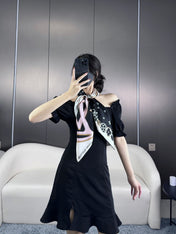 LV SCARF 90 CM IN SILK 720000