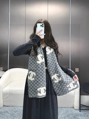 CHANEL 25S SCARF 185 IN CASHMERE 721524
