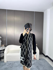 CHANEL 25S SCARF 180 IN WOOL 989768