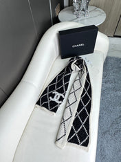 CHANEL 25S SCARF 180 IN WOOL 989768
