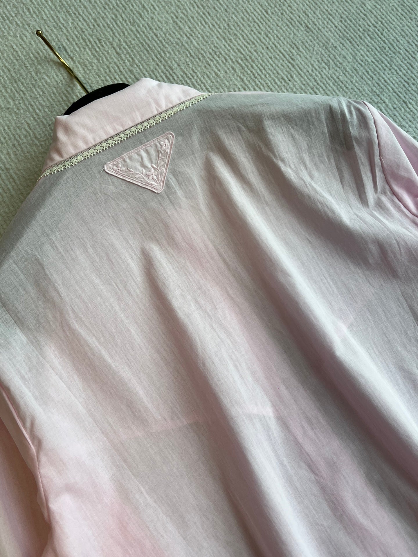 PRADA PINK CROPPED BUTTON-UP SHIRT