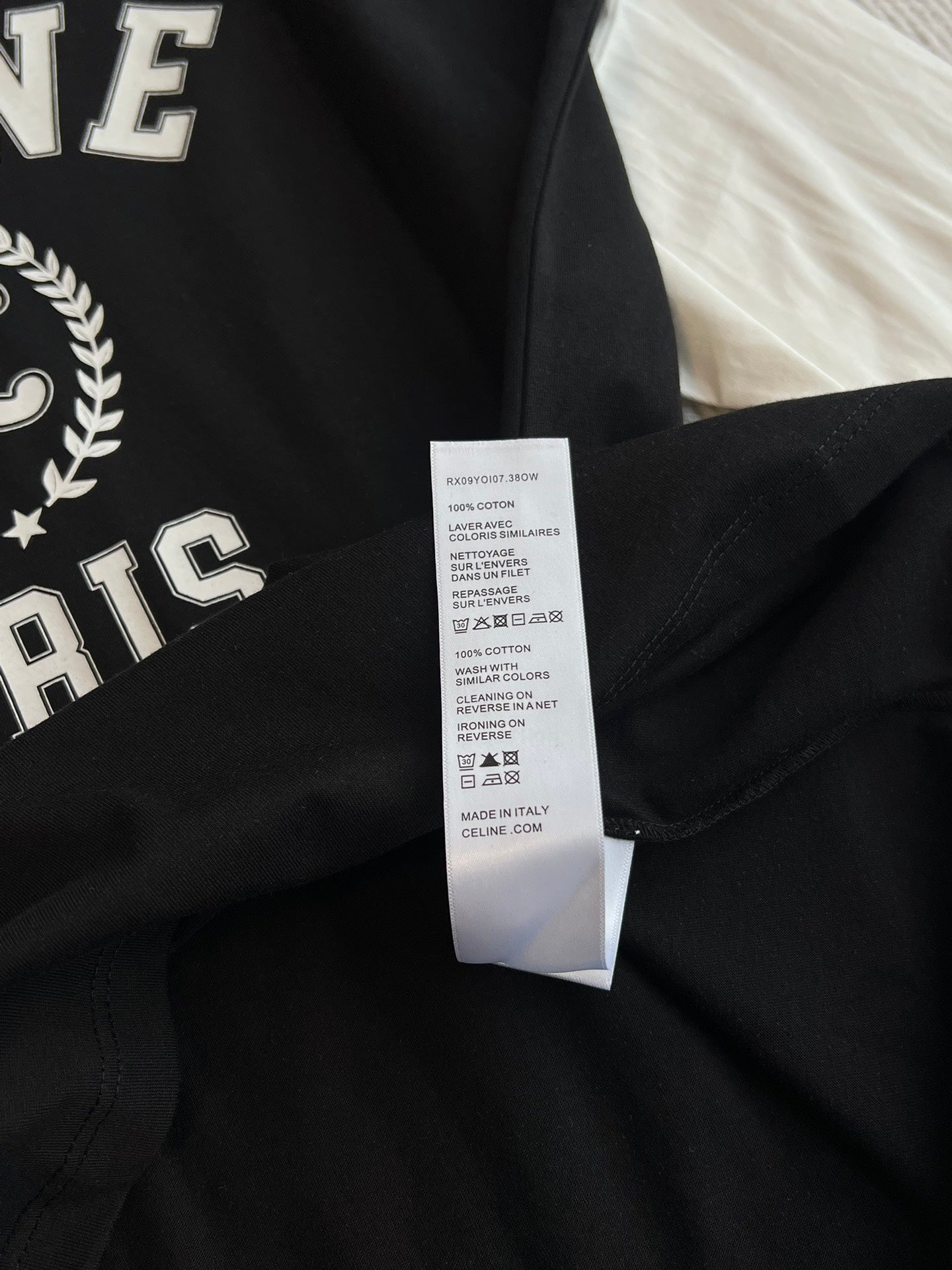 CELINE LONG SLEEVE PRINTED T-SHIRT 275643