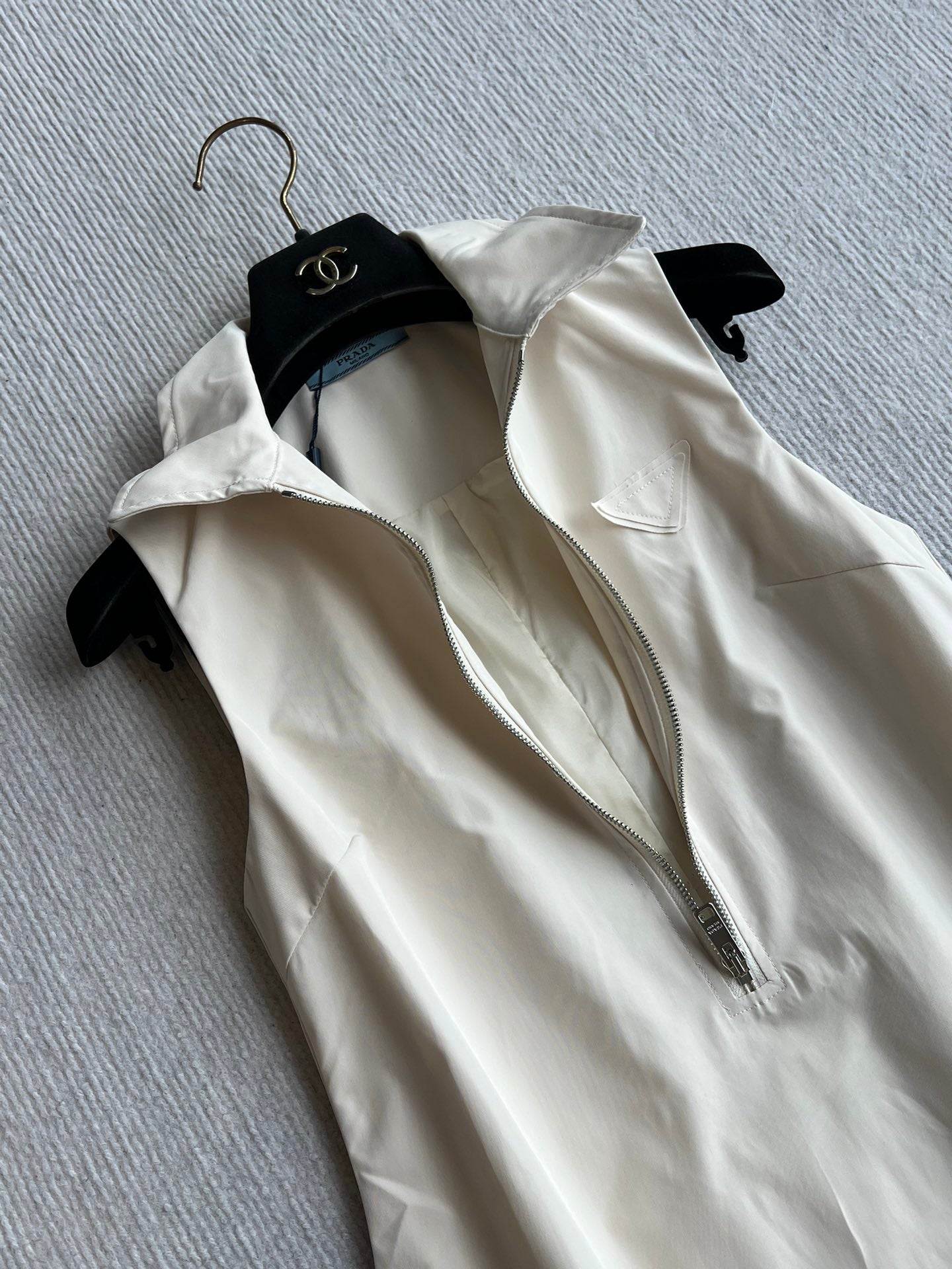 PRADA PREMIUM BLAZER DRESS WITH LAPELS 269713