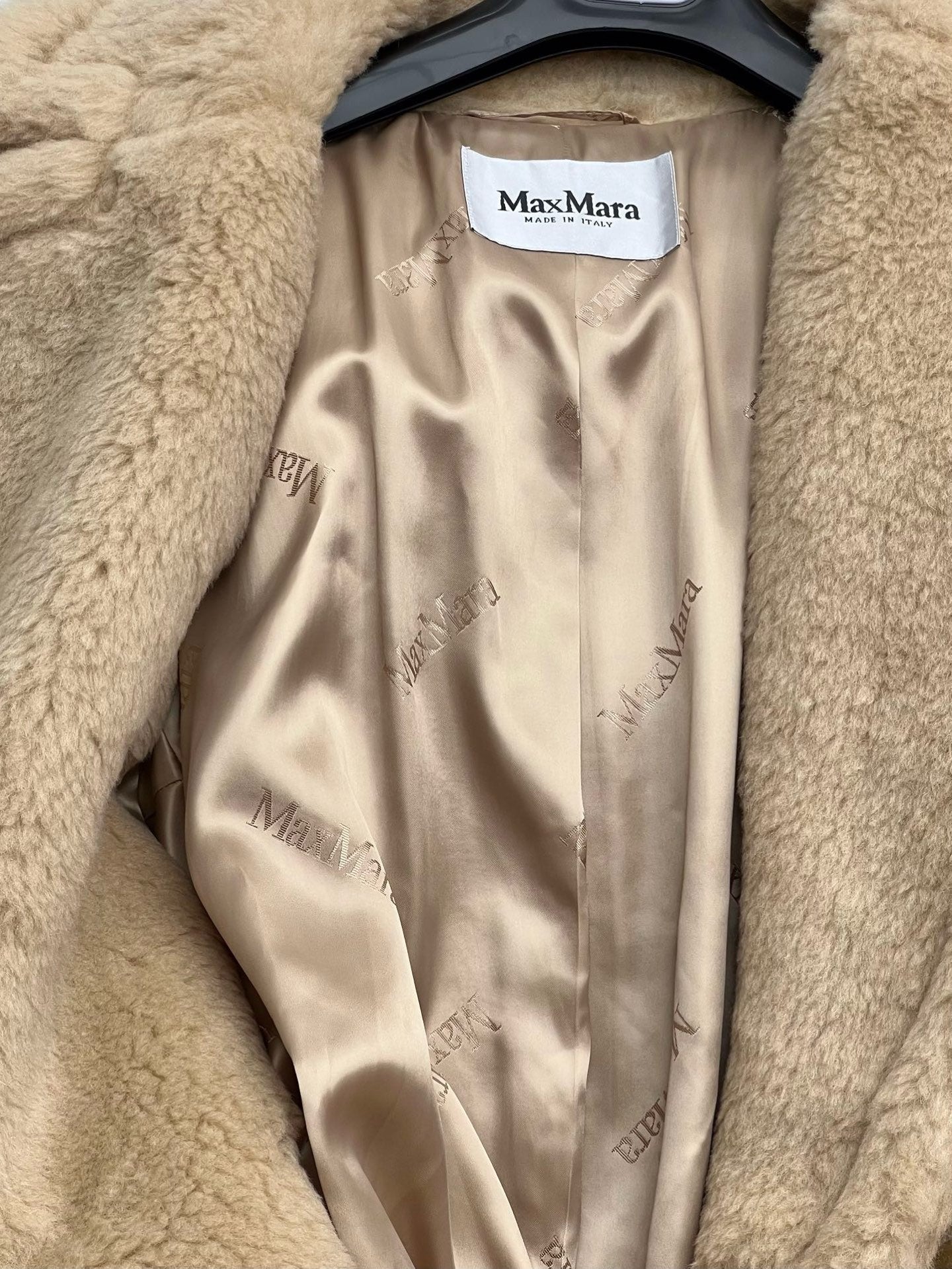 BURBERRY 25S TEDDY BEAR JACKET 0055