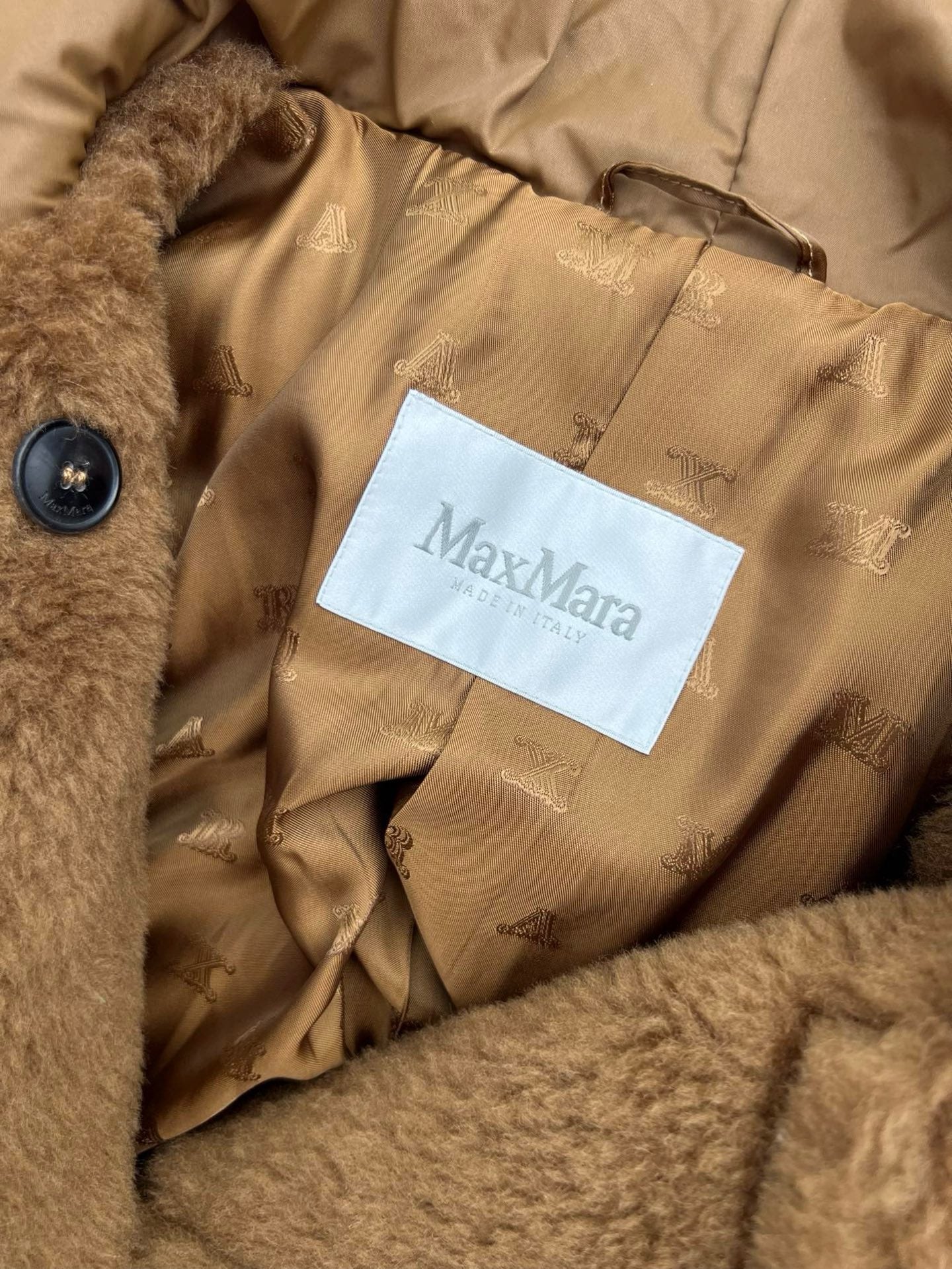 BURBERRY 25S TEDDY BEAR JACKET 0054