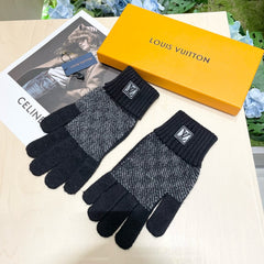 LV GLOVES IN BLACK WOOL 462428