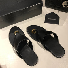 FLAT THONG IN BLACK CALFSKIN