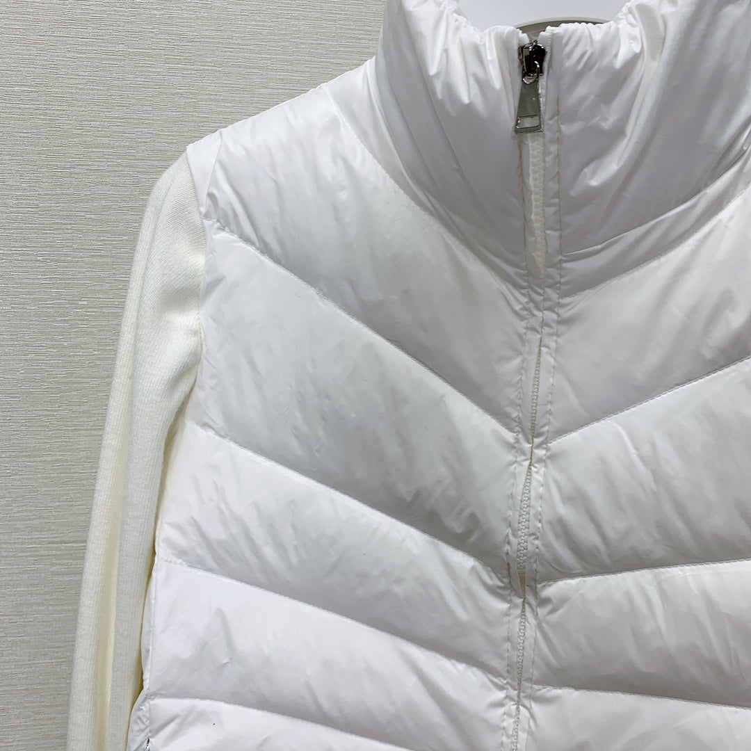 MONCLER 25S JACKET IN WHITE 003