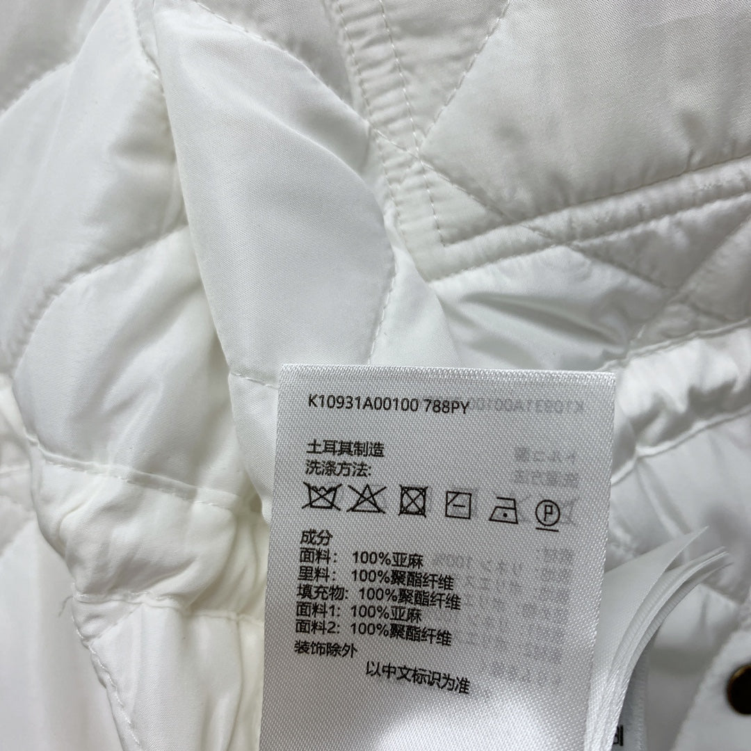 MONCLER 25S DOWN VEST IN WHITE 081