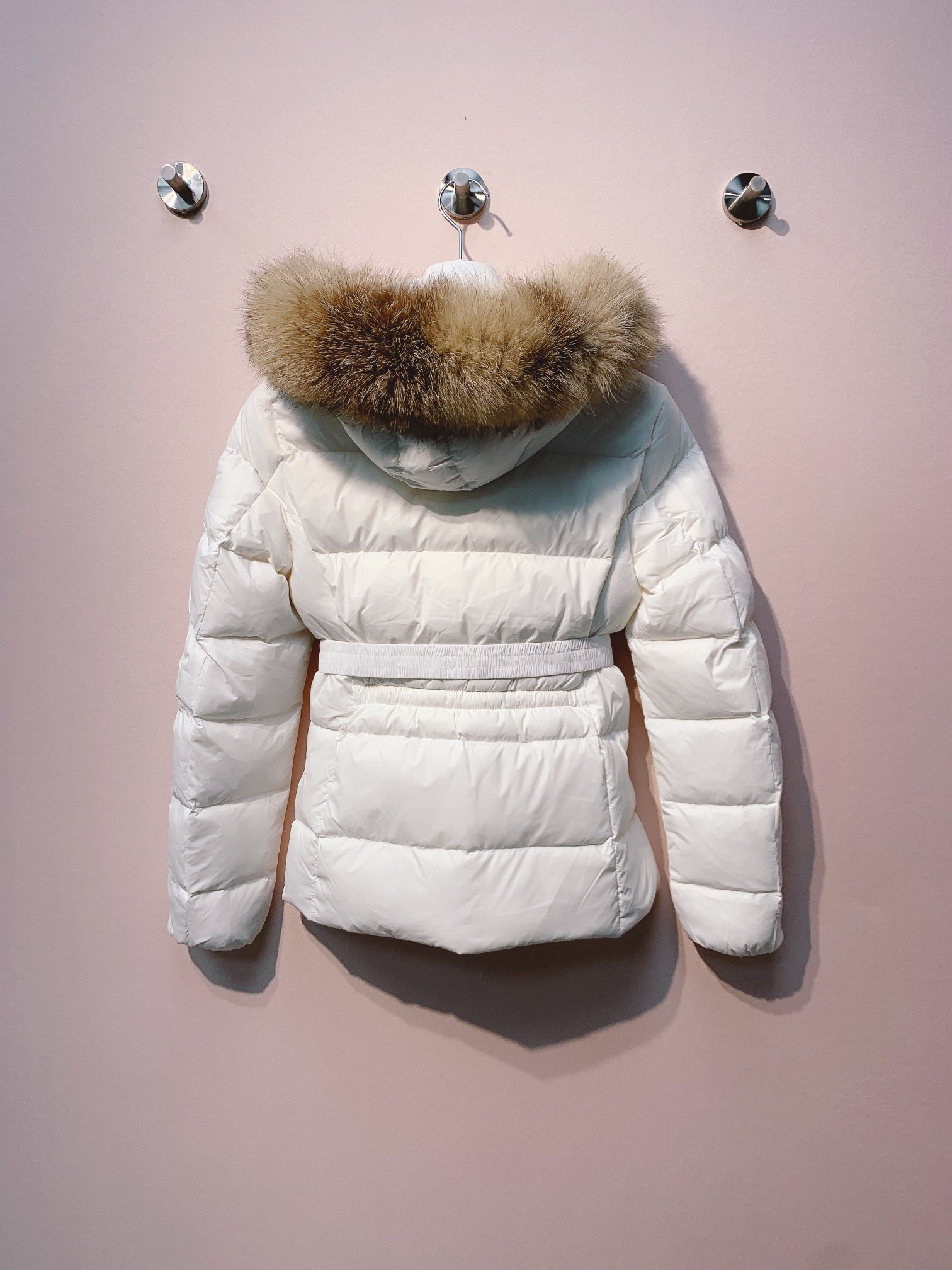 MONCLER 25S COAT IN WHITE 054