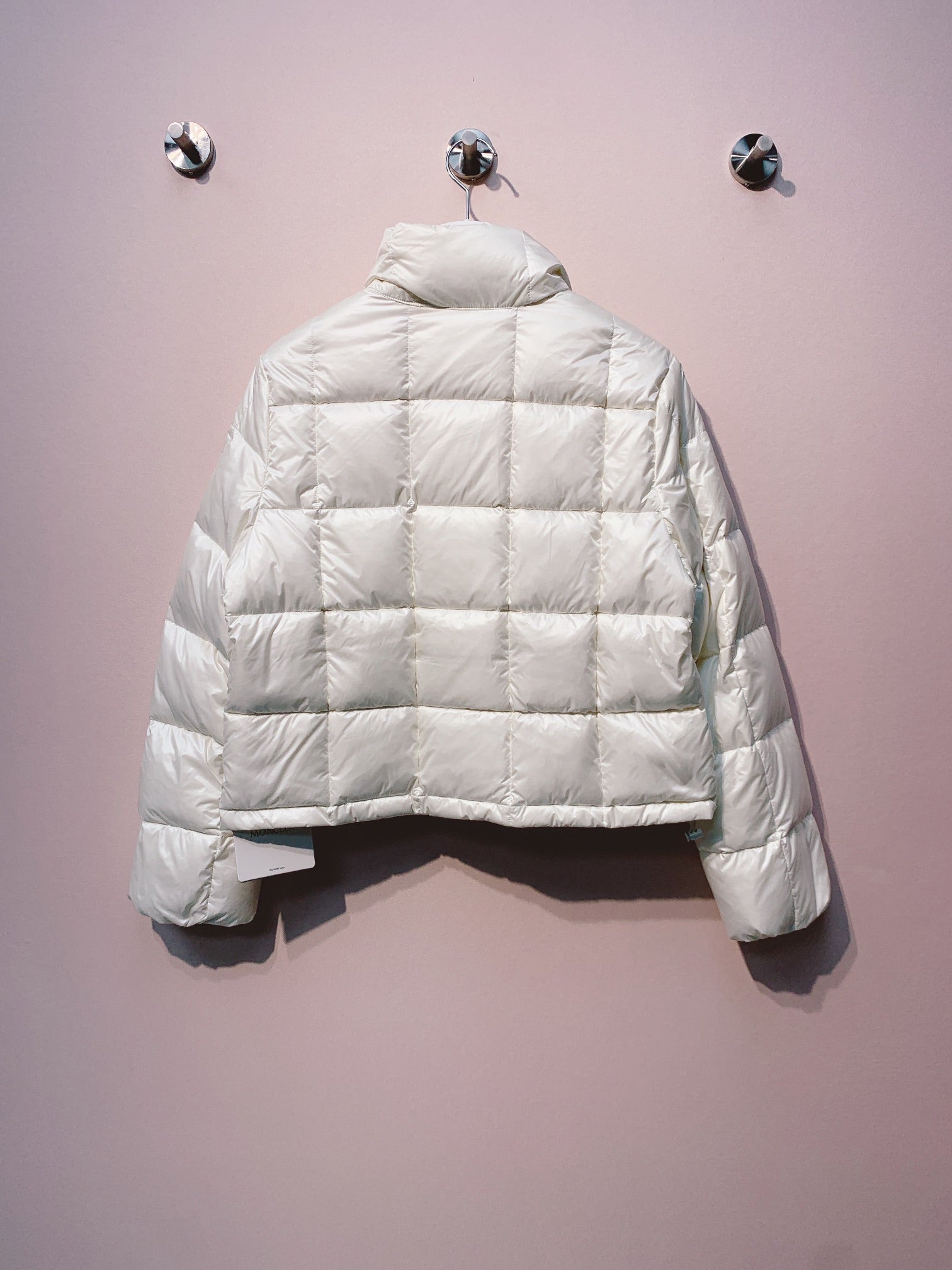 MONCLER 25S JACKET IN WHITE 037