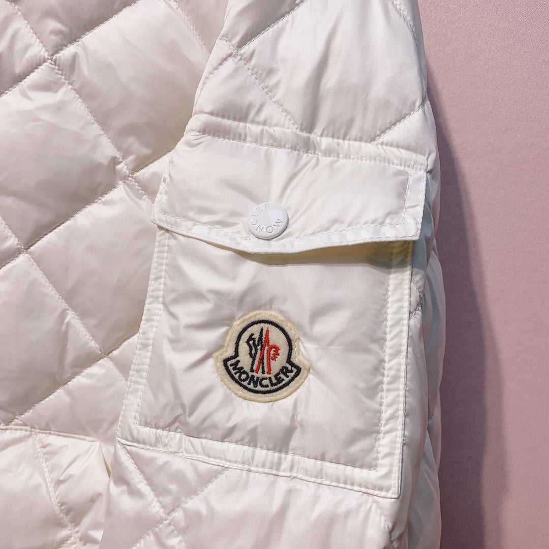 MONCLER 25S JACKET IN WHITE 040