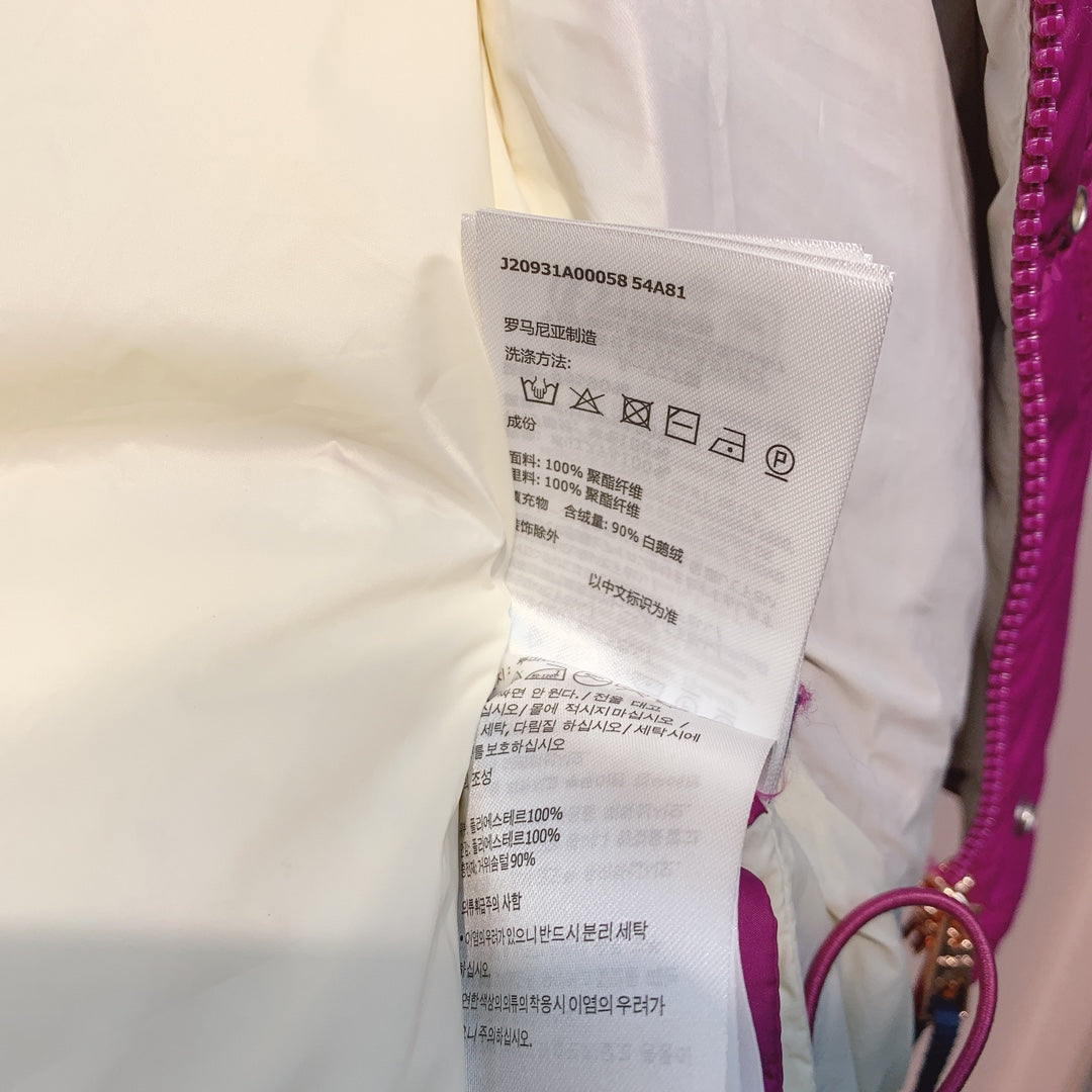 MONCLER 25S DOWN VEST 049