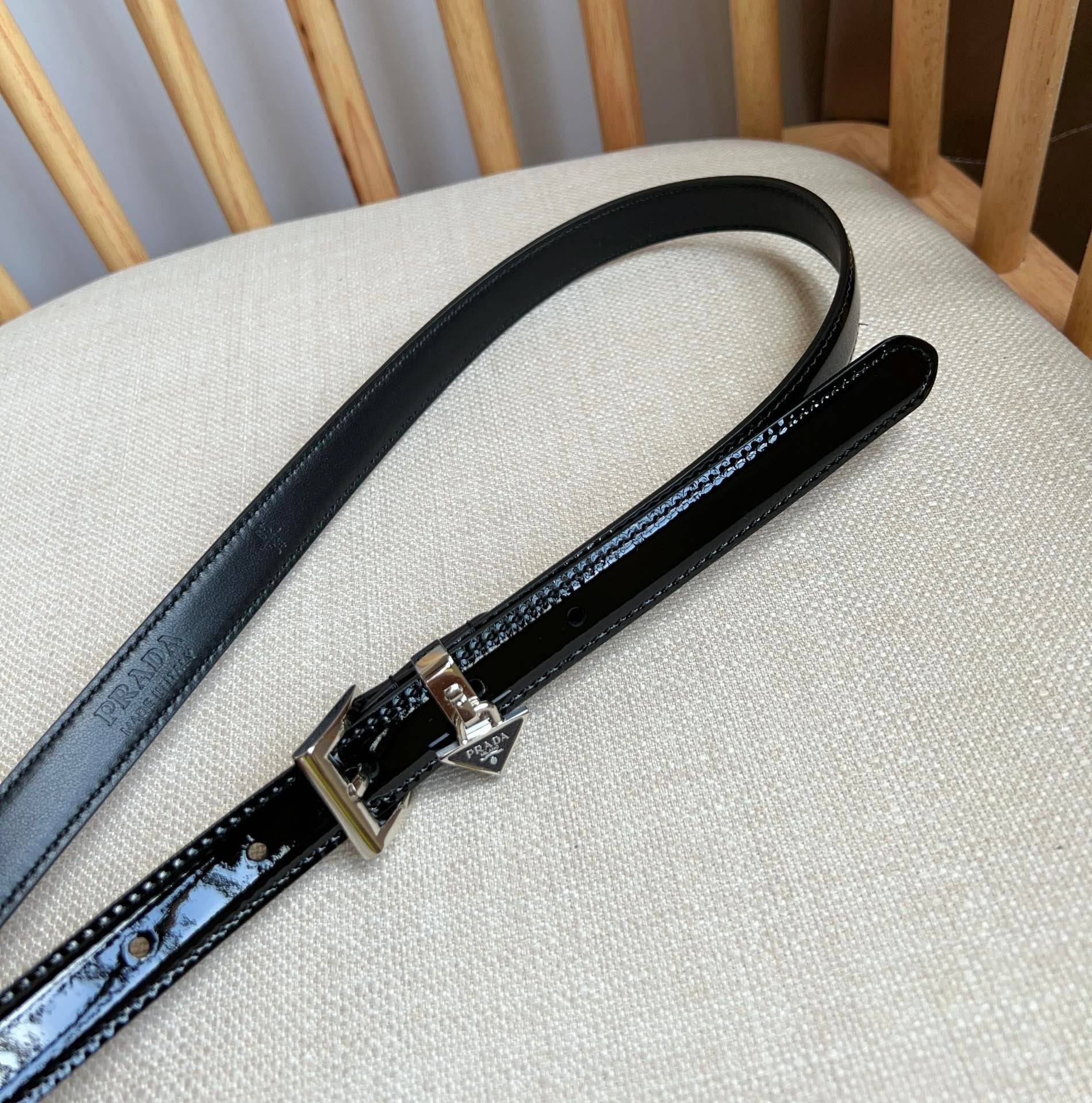 PRADA 25S BELT 15 MM IN BLACK CALFSKIN 571366