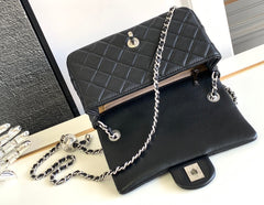 CC SMALL 20 FLAP BAG IN BLACK CALFSKIN
