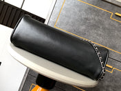 SHOULDER BAG 40 IN BLACK SOFT LAMBSKIN EMBOSSED LOGO SILVER HARDWARE